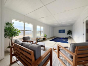 Honeycomb Hollow View Hot Tub Pool Game Room